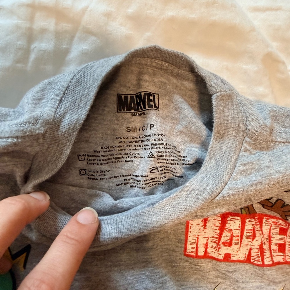 Marvel Tee Bundle - Picture 3 of 11